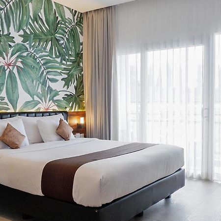 ฟรอนต์ วัน รีสอร์ต มาเกลัง Hotel มาเกอลัง ภายนอก รูปภาพ