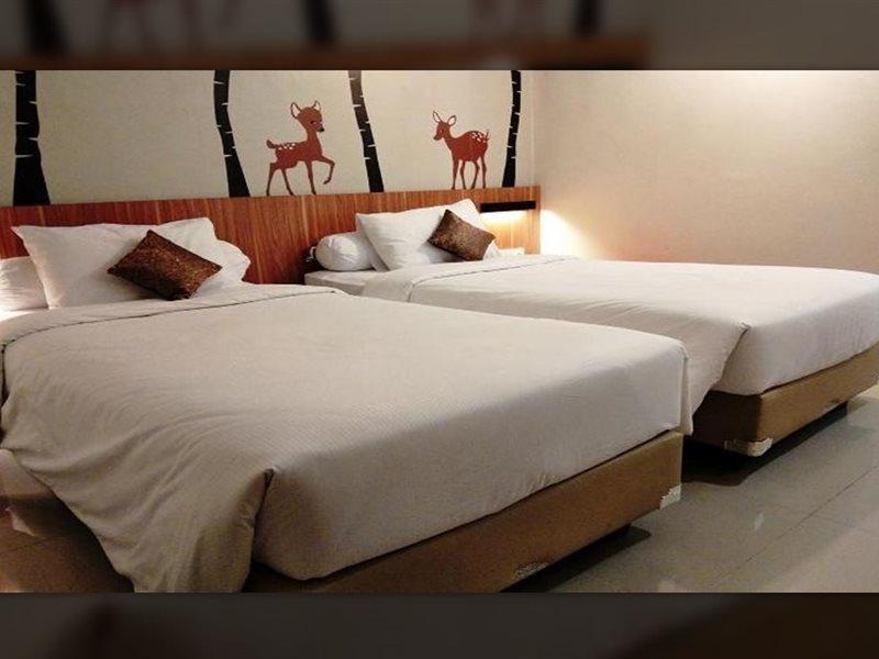ฟรอนต์ วัน รีสอร์ต มาเกลัง Hotel มาเกอลัง ภายนอก รูปภาพ