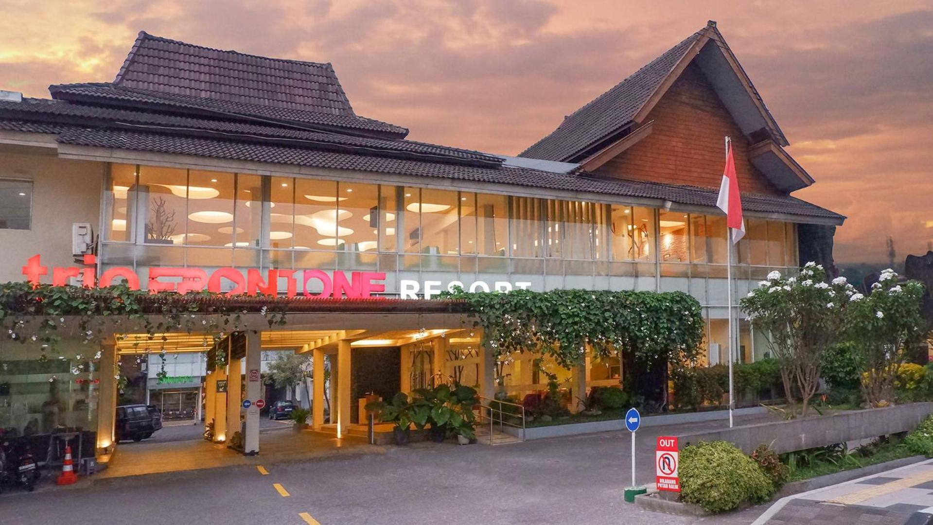 ฟรอนต์ วัน รีสอร์ต มาเกลัง Hotel มาเกอลัง ภายนอก รูปภาพ