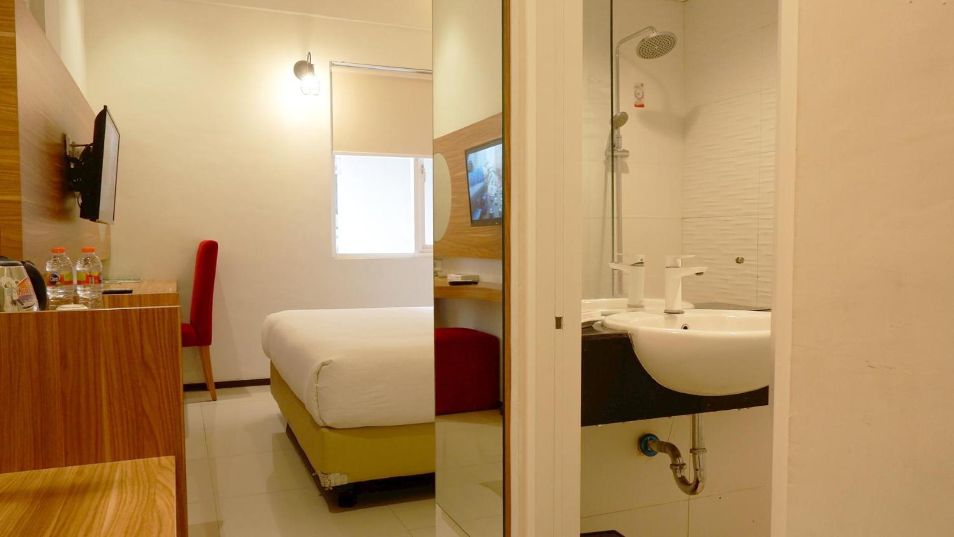 ฟรอนต์ วัน รีสอร์ต มาเกลัง Hotel มาเกอลัง ภายนอก รูปภาพ
