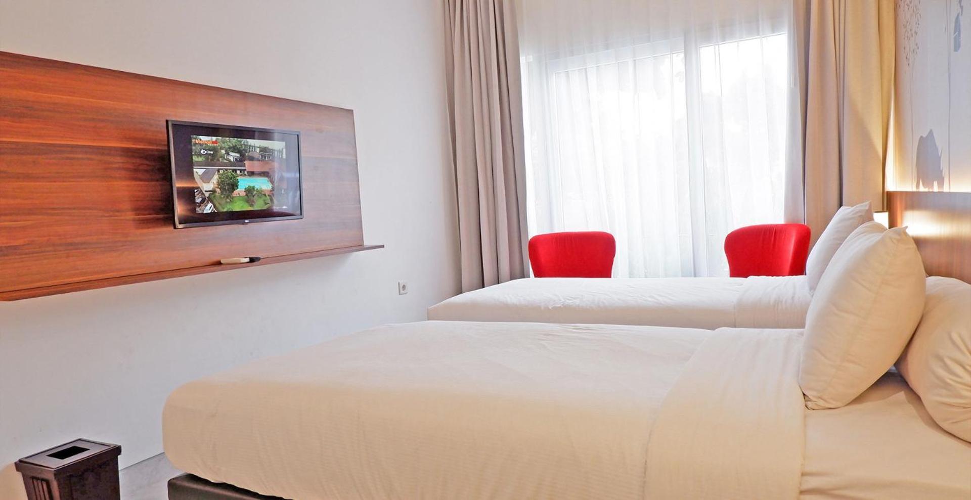 ฟรอนต์ วัน รีสอร์ต มาเกลัง Hotel มาเกอลัง ภายนอก รูปภาพ