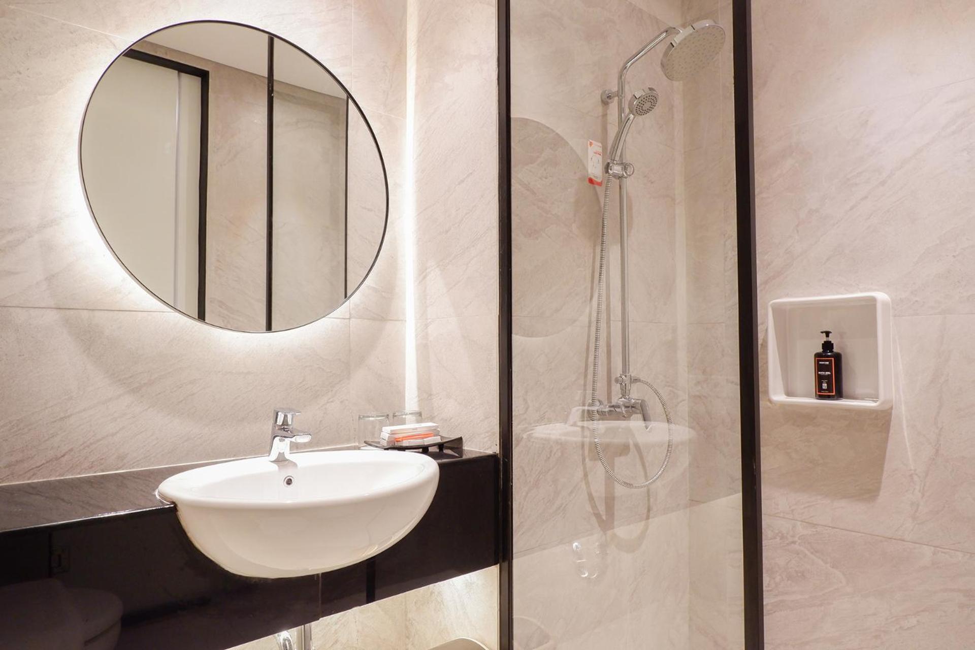 ฟรอนต์ วัน รีสอร์ต มาเกลัง Hotel มาเกอลัง ภายนอก รูปภาพ